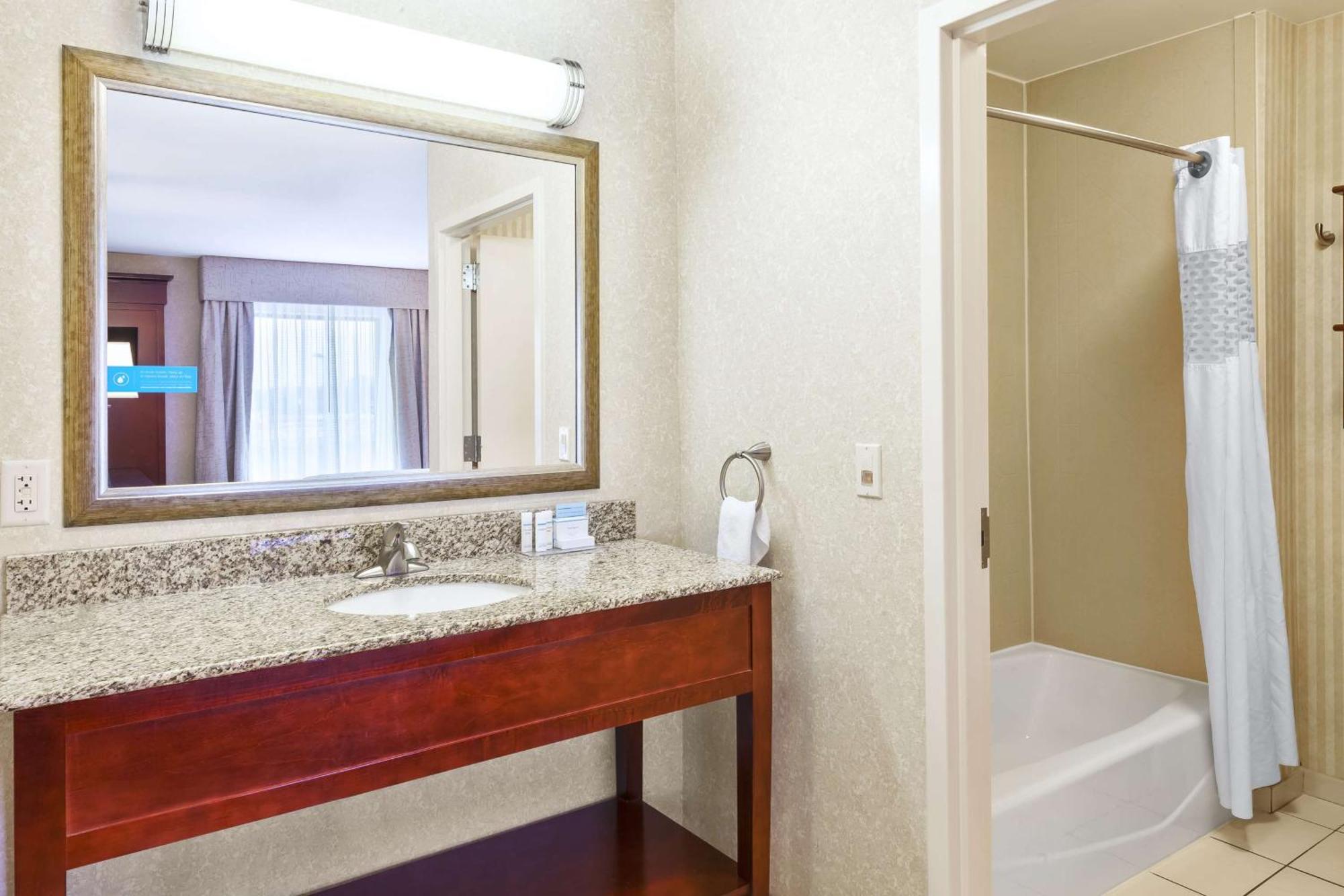 Hampton Inn Detroit/Southgate Exterior foto