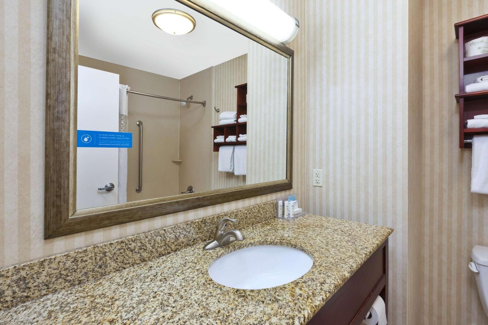 Hampton Inn Detroit/Southgate Exterior foto